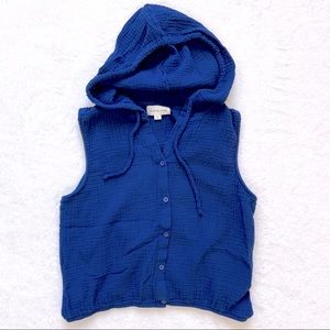 Anthropologie Cloth and Stone hooded crop top blue
